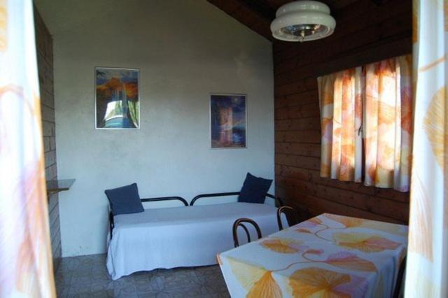 Campeggio Trevisago Iris Park モニーガ・デル・ガルダ 部屋 写真