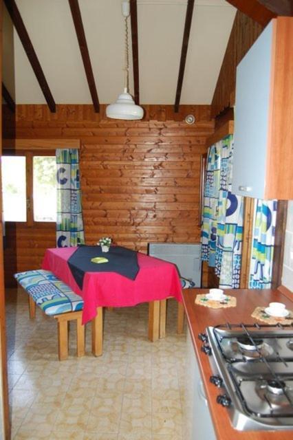 Campeggio Trevisago Iris Park モニーガ・デル・ガルダ 部屋 写真